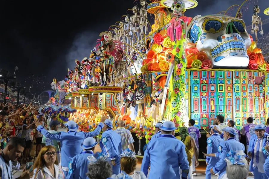 Sobre suprimentos de carnaval