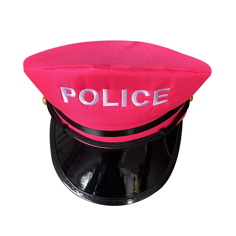 Vestir acessórios de decoração de chapéu policial